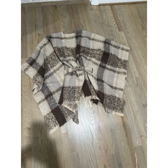 Max Studio Ruana Poncho Wrap Shawl Womens O/S Multicolor Plaid Belted Fringe - Picture 3 of 4